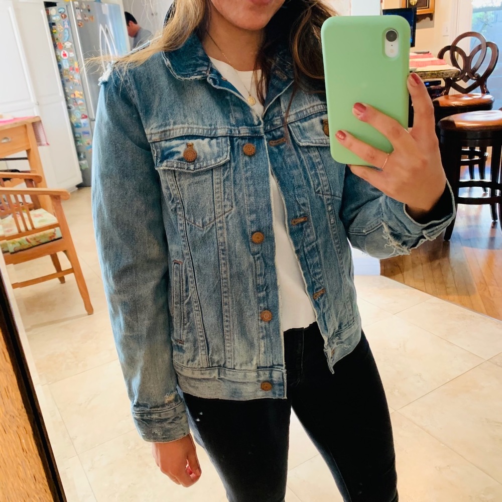 MUST GO! Madewell Oversized Jean Jacket